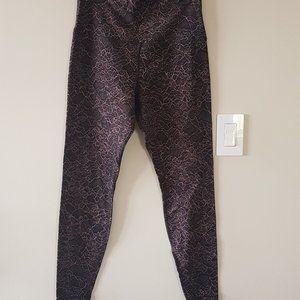 Lululemon ladies size large leggings